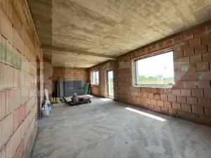 Casă nouă cu design modern, 4 camere cu potențial imens de personalizare - imagine 3