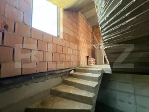 Casă nouă cu design modern, 4 camere cu potențial imens de personalizare - imagine 13