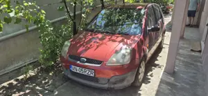 Vand Ford Fiesta 2008 in stare perfecta de functionare - imagine 3
