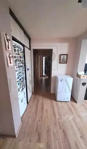 ARADULUI - BLOC IZOLAT - 3 camere - decomandat - centrala proprie - clima - imagine 7