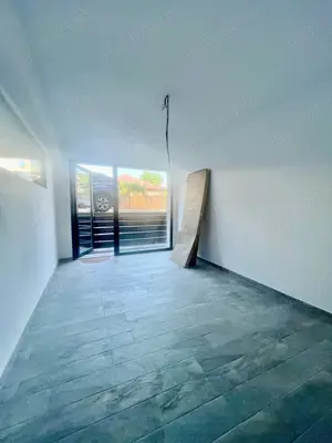 Spatiu comercial & birouri 10  mp 250mp. Suprafete &intrari la alegere. Mioritei 50. Vedere stradala - imagine 7