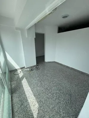 Spatiu comercial & birouri 10  mp 250mp. Suprafete &intrari la alegere. Mioritei 50. Vedere stradala - imagine 8