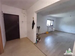 Vila individuala parter 3 camere cu teren 400mp intrare Domnesti - imagine 4