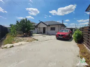 Vila individuala parter 3 camere cu teren 400mp intrare Domnesti