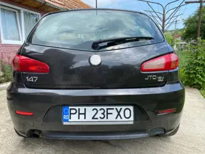 Alfa Romeo 147 1.9 16v jtdm - imagine 4