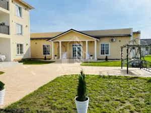 Pensiune cu Sala de evenimente perfect pentru un bussiness de succes .