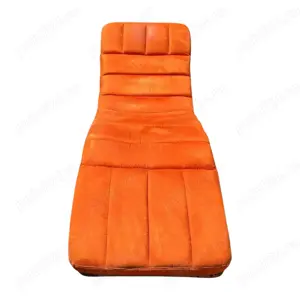 Fotoliu pentru citit; Sezlong; Fotoliu tapitat tip sezlong; Divan