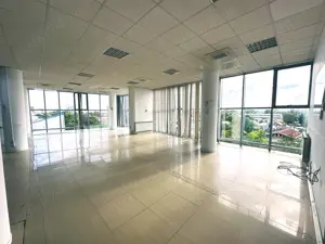 Spațiu comercial de 400 mp de închiriat în Galați Locație excelentă pe Bulevardul George Coșbuc