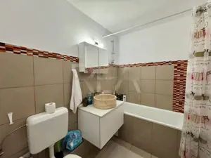 4 camere Renovat în Turda cu vedere pe spate - imagine 12