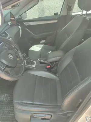 Proprietar vând autoturism  - imagine 1