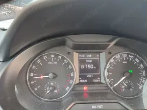 Proprietar vând autoturism  - imagine 4