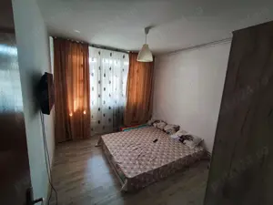 Vând apartament 3 camere semidecomandat zona Rahova - imagine 5