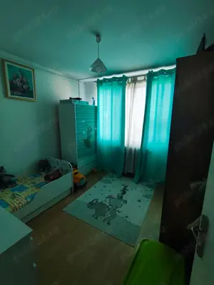 Vând apartament 3 camere semidecomandat zona Rahova - imagine 4