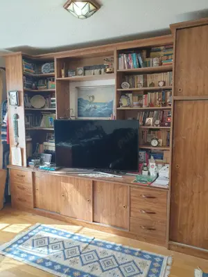 Vand biblioteca modulara, spatioasa cu dulap haine