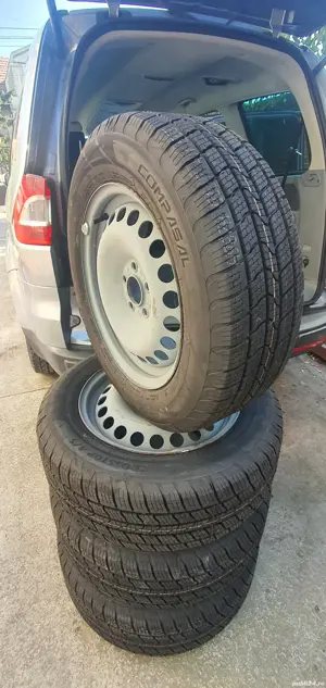 Anvelope noi 215/60/16