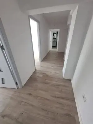 Ultracentral - 3 camere, 74 mp., RENOVAT 2025, LOC DE PARCARE! - imagine 12