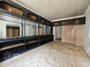 Spatiu comercial, central Arad - imagine 2