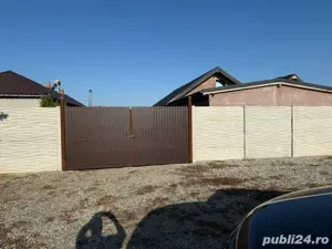 casa si spatiu comercial 