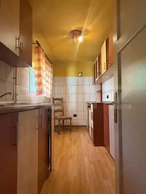 Apartament 3 camere, 46 mp, zona CENTRAL - imagine 5