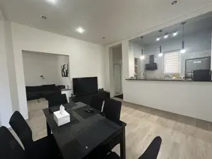 Agentia imobiliara VIGAFON vinde casa 5 camere Sud - imagine 3