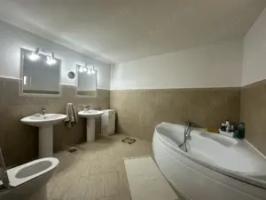 Agentia imobiliara VIGAFON vinde casa 5 camere Sud - imagine 6