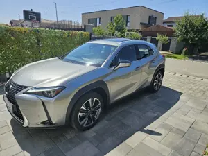 Lexus UX 250h Luxury Line + Garantie - imagine 2 Lexus UX 250h Luxury Line + Garantie - imagine 2