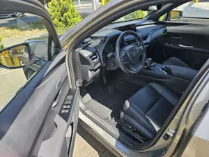 Lexus UX 250h Luxury Line + Garantie - imagine 7 Lexus UX 250h Luxury Line + Garantie - imagine 7