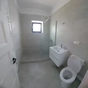 Posibilitate RATE-LA CHEIE-apartamente 64000 E si garsoniere 55000 E - imagine 4