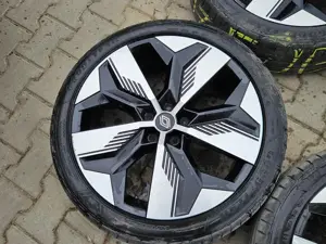 Set roti originale R20 echipate de vara 215/45R20 - imagine 2