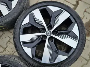 Set roti originale R20 echipate de vara 215/45R20 - imagine 4