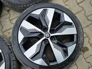 Set roti originale R20 echipate de vara 215/45R20 - imagine 3