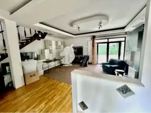 Vilă 6 camere, Titulescu, Curte și zonă de relaxare – Metrou la 7 minute