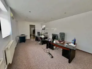 Vilă 6 camere, Titulescu, Curte și zonă de relaxare – Metrou la 7 minute - imagine 18