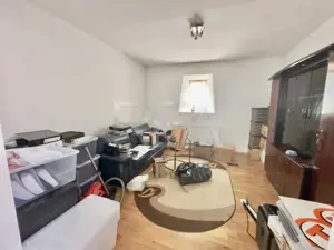 Vilă 6 camere, Titulescu, Curte și zonă de relaxare – Metrou la 7 minute - imagine 19