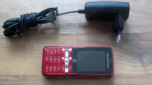 Sony Ericsson G502