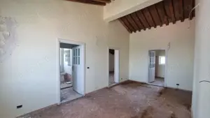 Vand vila situata in Pitesti, impartita in 8 apartamente - imagine 7