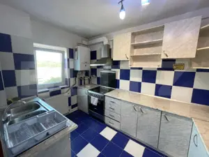 Apartament de 2 camere, posibilitate recompartimentare, 100 mp, zona Nicolina  - imagine 7