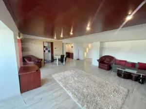 Apartament de 2 camere, posibilitate recompartimentare, 100 mp, zona Nicolina  - imagine 4