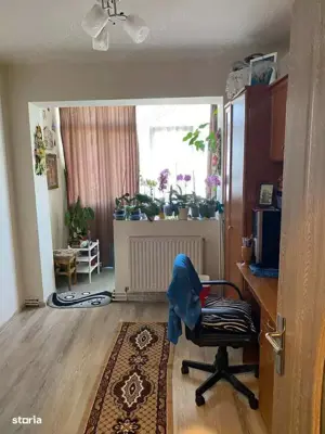 Apartament 3 camere de vanzare , Cartierul Soarelui et. 4 , 62.900 euro neg. - imagine 6