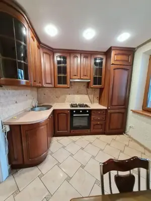 De inchiriat un apartament 2 camere Str. Diaconu Coresi