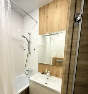 De inchiriat aproape apartament 2 camere de Iulius Town