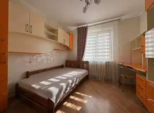 Apartament cu 2 camere in zona Bucovina