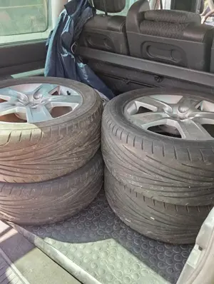 De vânzare 4 jante din aliaj pe 16" (inci) , cu cauciucuri pe ele 225/50/ZR 16 cadou la jante ,  - imagine 4