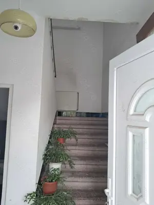 Casă de vânzare  - imagine 2