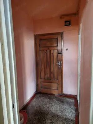 Apartament de vanzare - 2 camere, Petrosani, Str. Aviatorilor, bloc 1