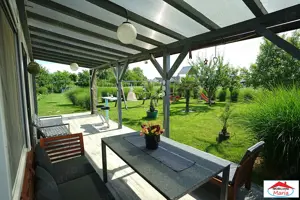 Casa cu teren 10 arii cu casa pe cadre metalice zona Panait Cerna