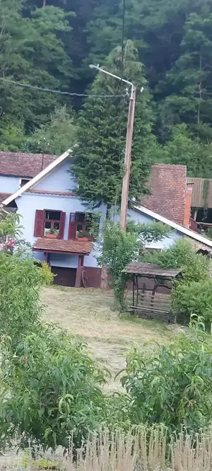 Casă de vacanță cu anexe 