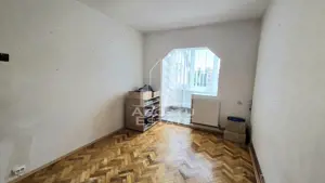 Apartament cu 3 camere, 2 bai, centrala proprie, zona Aradului - imagine 2