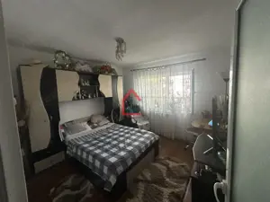 Apartament 2 camere, decomandat, Cug, Bloc 1987 - imagine 3