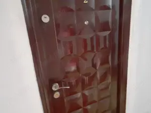 Garsoniera spre vânzare!